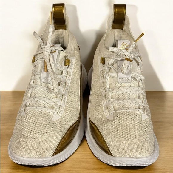 Curry Flow Under Armour Gold Blooded size 7 men - Picture 3 of 15